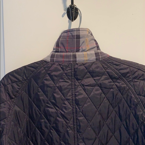 Barbour Quilted Jacket in Dark Navy - Picture 4 of 8